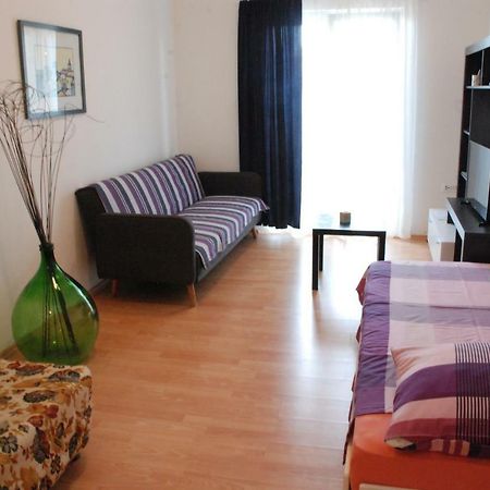 Apartmani Radin Rosini Eksteriør bilde