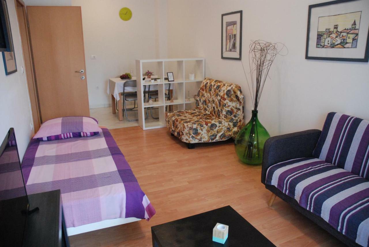 Apartmani Radin Rosini Eksteriør bilde